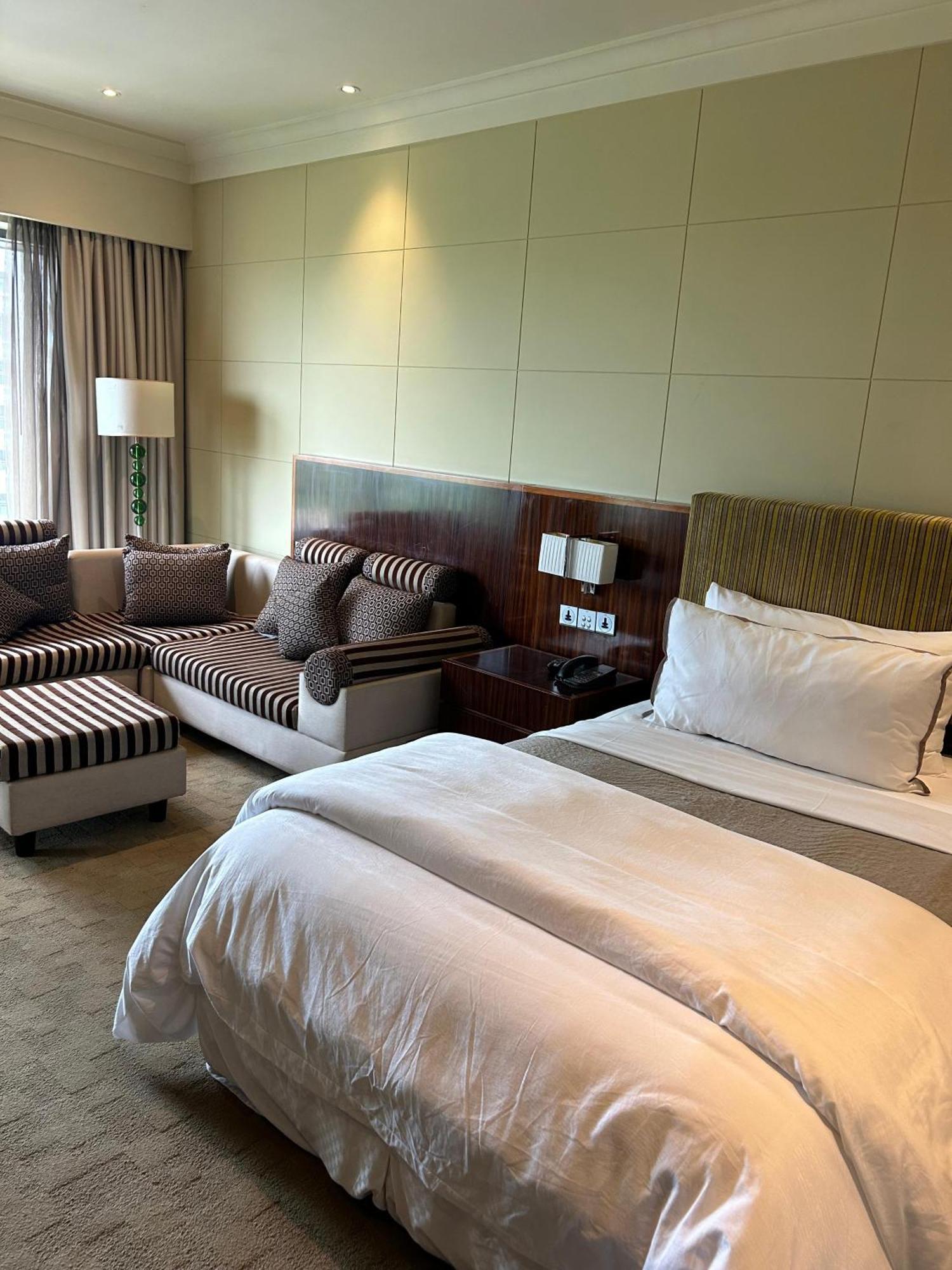 The Westin Pune Koregaon Park Екстериор снимка