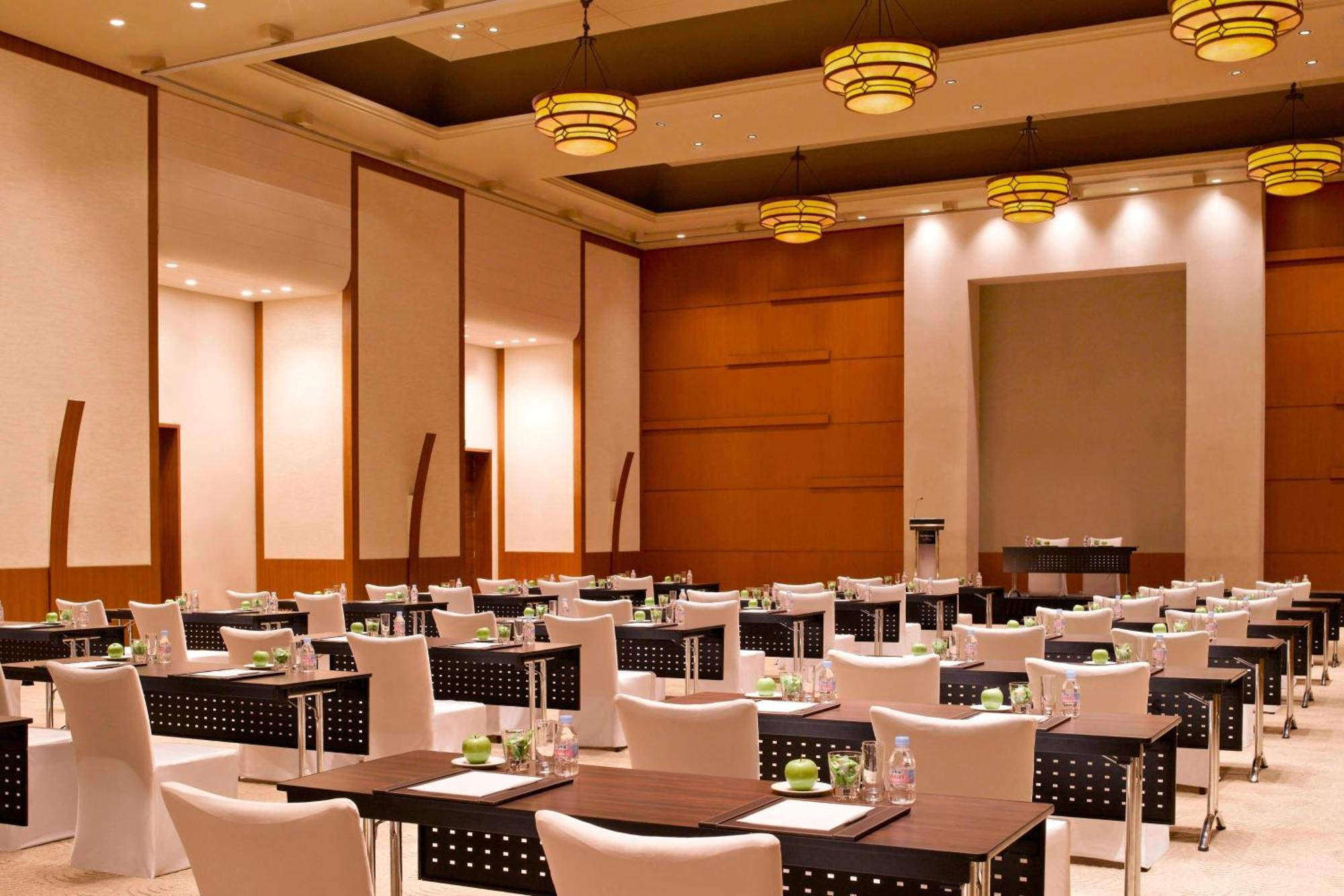 The Westin Pune Koregaon Park Екстериор снимка